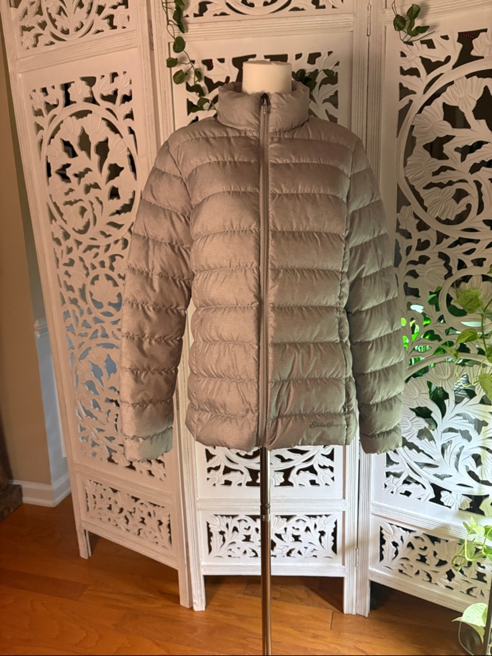 Eddie Bauer Light Gray Packable Down Puffer Jacket